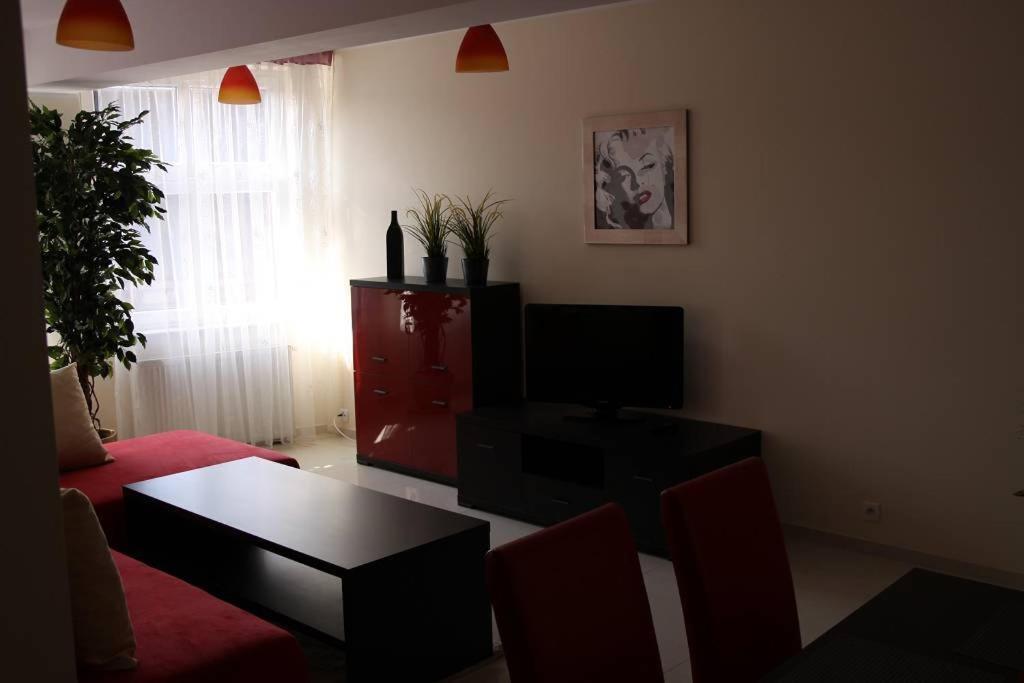 Apart-Lux Bytom Exterior foto